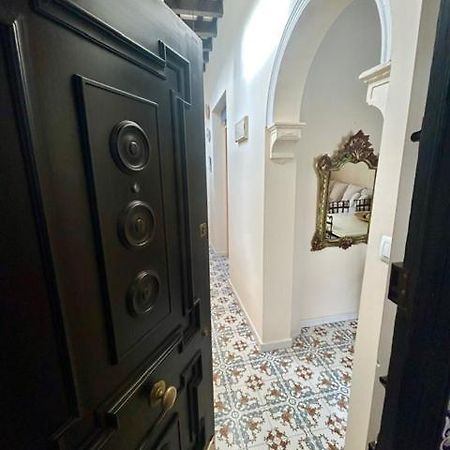 Gatu Casa Lola , " Preferente Mayores De 25 Anos Y Familias " El Puerto de Santa María Εξωτερικό φωτογραφία