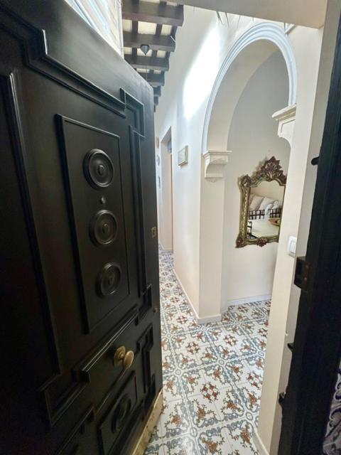 Gatu Casa Lola , " Preferente Mayores De 25 Anos Y Familias " El Puerto de Santa María Εξωτερικό φωτογραφία