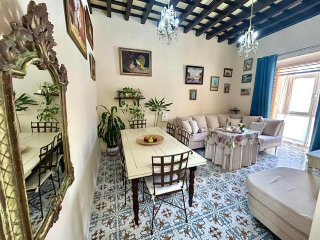 Gatu Casa Lola , " Preferente Mayores De 25 Anos Y Familias " El Puerto de Santa María Εξωτερικό φωτογραφία