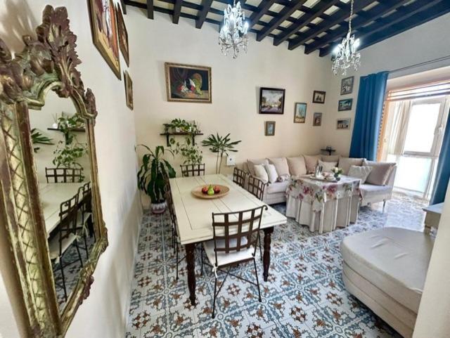 Gatu Casa Lola , " Preferente Mayores De 25 Anos Y Familias " El Puerto de Santa María Εξωτερικό φωτογραφία